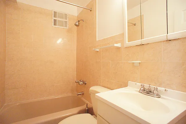 Rented by Keller Williams NYC | media 18
