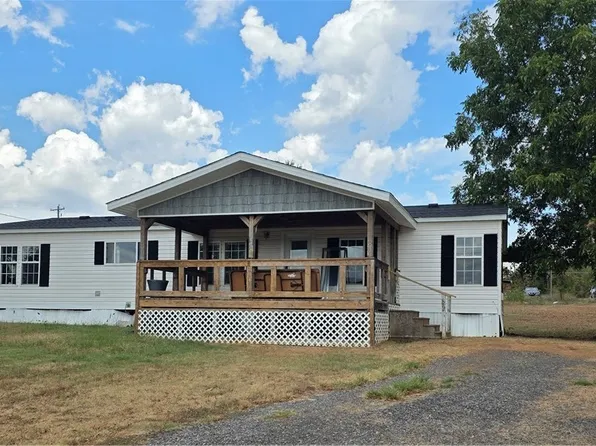 89 E Powell St, Magazine, AR 72943