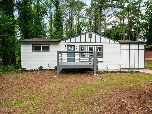 3406 Longleaf Dr, Decatur, GA 30032