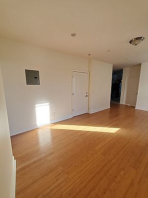 1st image of 1659 E 45th St #2