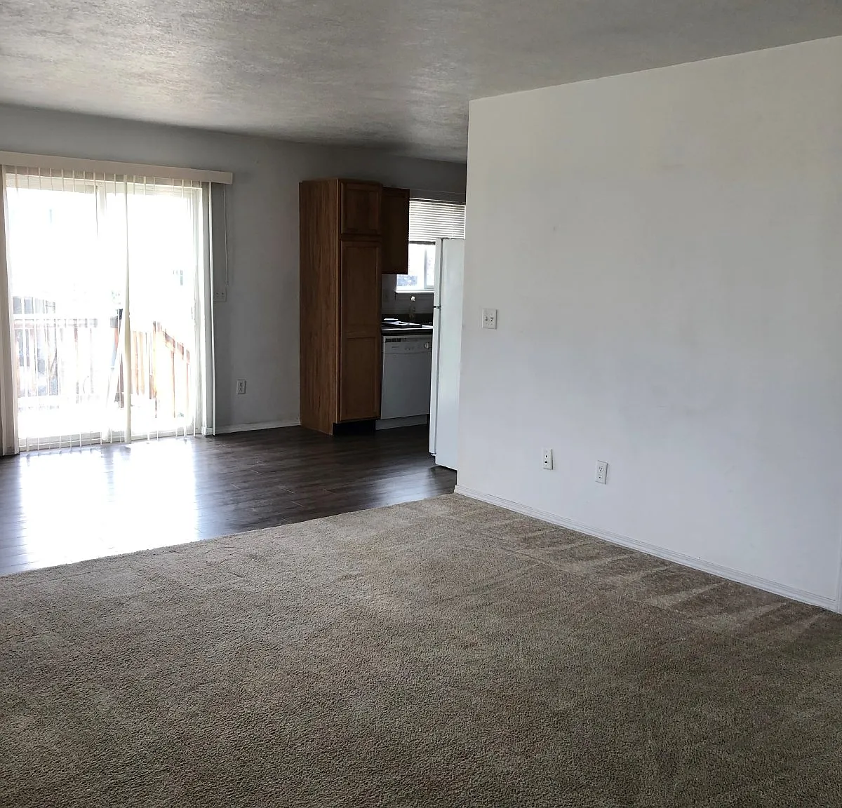 3 bed, 2.0 bath, $1,595 — Photo 4