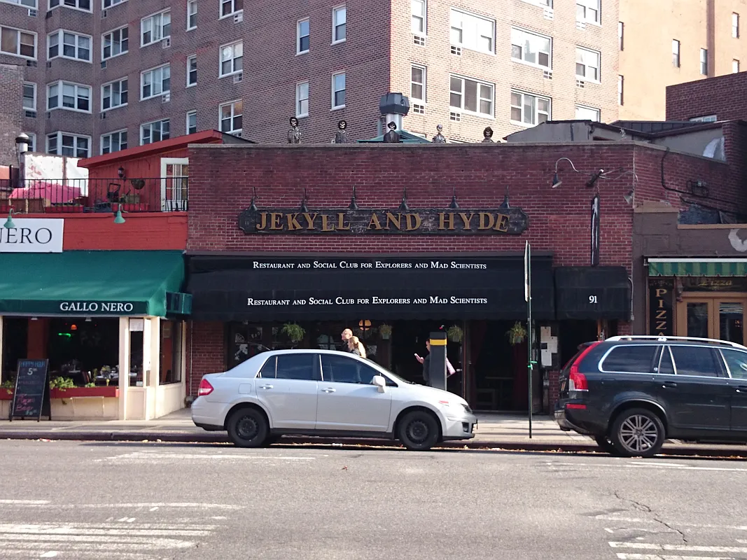 91 7th Avenue South in West Village : Sales, Rentals 91 7th Avenue South in West Village : Sales, Rentals