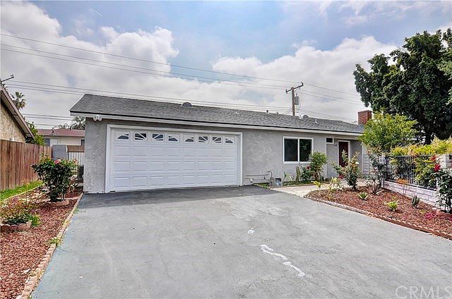 1st image of 5020 Acacia St