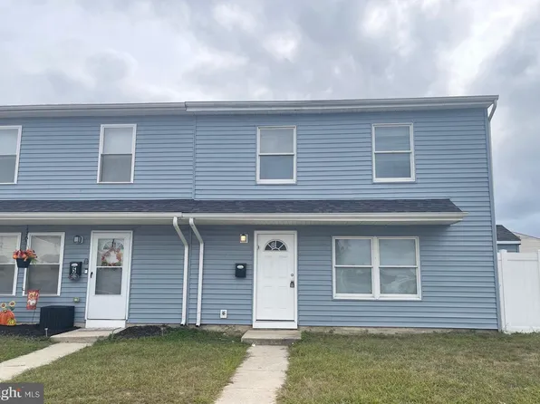 7 Lennox Ct, Sicklerville, NJ 08081