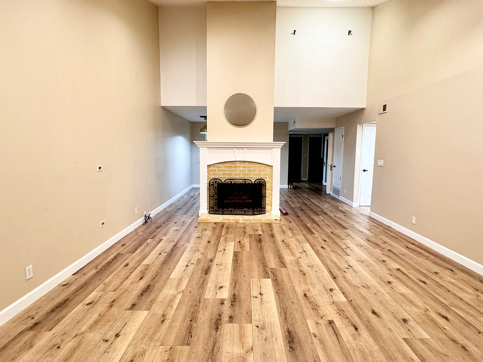 3 bed, 1469 sqft, $4,700 — Photo 3