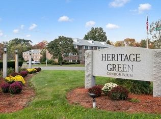 4 Fernview Ave APT 6, North Andover, MA 01845