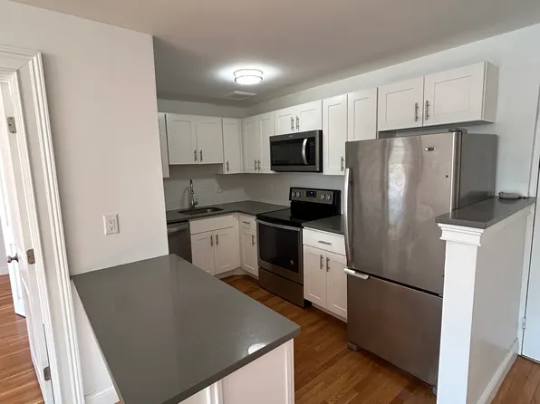 133 Summer St #17, Malden, MA 02148