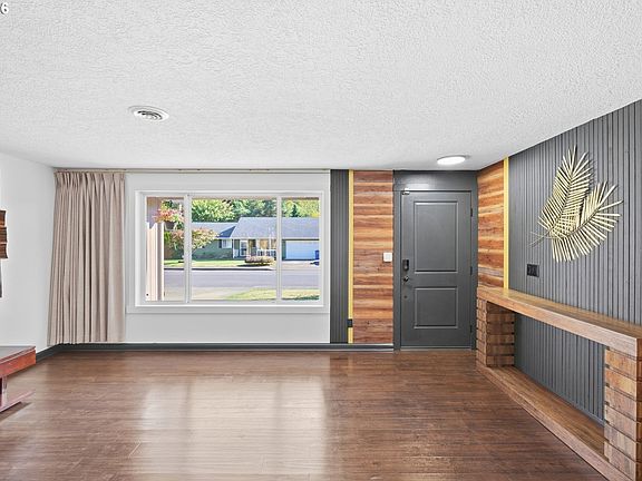 5th image of 1316 NE 9th Way
