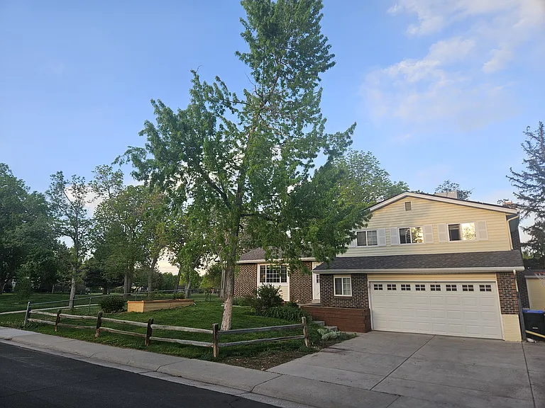 7280 Braun Way — Photo 1