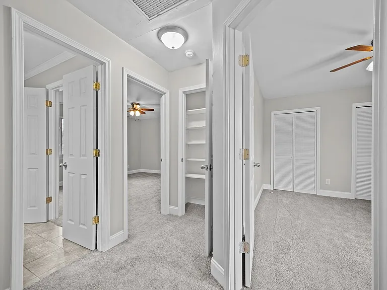 4 S Onsville Pl — Photo 11
