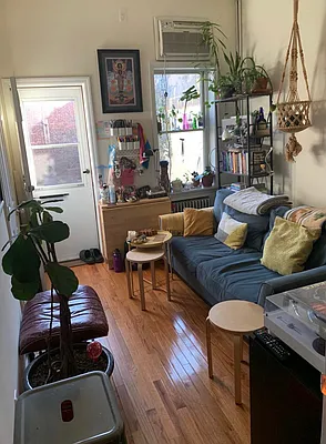 Rented by MySpaceNYC | media 2