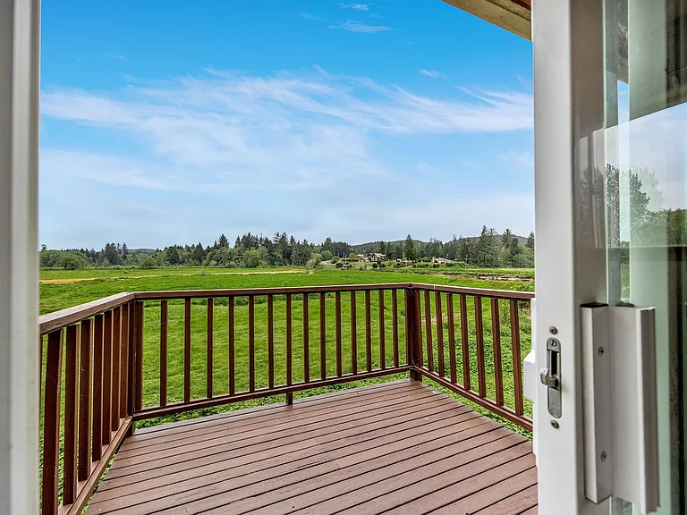 90560 Logan Rd ~ Meiners 26-0215DME01 — Photo 22
