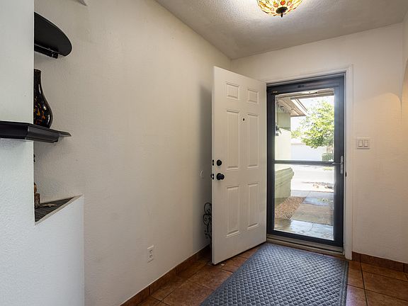 4th image of 6800 Otono Ct NW