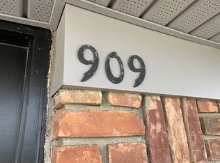 909-909 W Boundary St, Perrysburg, OH 43551