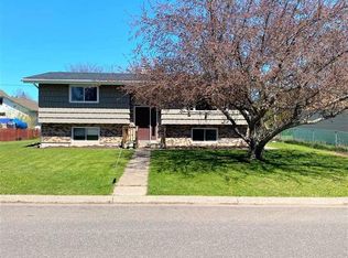 916 5th Ave E, Ashland, WI 54806