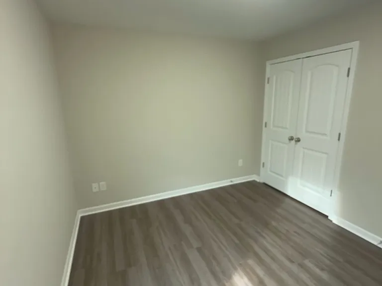 650 Pippin Dr — Photo 8
