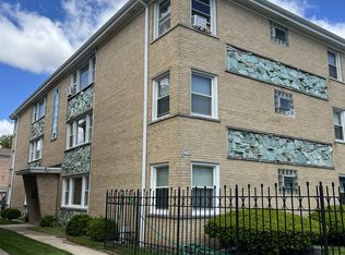 5226 N Oakview St APT 1, Chicago, IL 60656