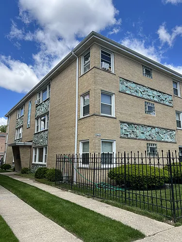 5226 N Oakview St #1 Photo 1 5226 N Oakview St #1 Photo 1