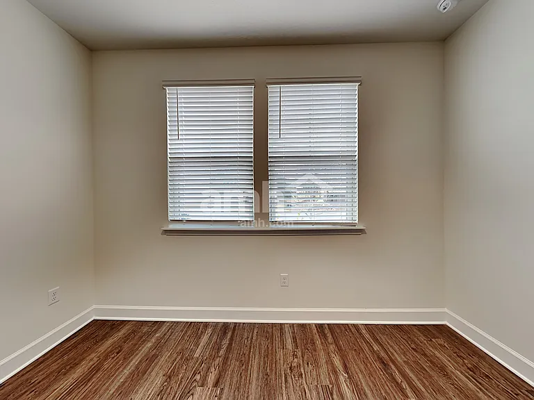 1096 Winter Stone St — Photo 21