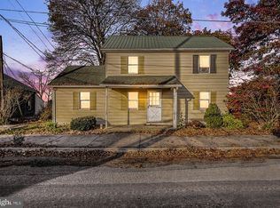 202 N High St, Newburg, PA 17240