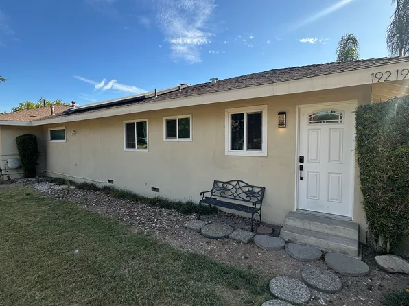 19221 Beckford Pl #B, Northridge, CA 91324