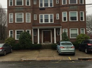 127 Irving Ave APT 3, Providence, RI 02906