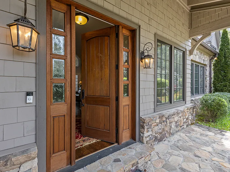 115 Falls Ct W — Photo 24