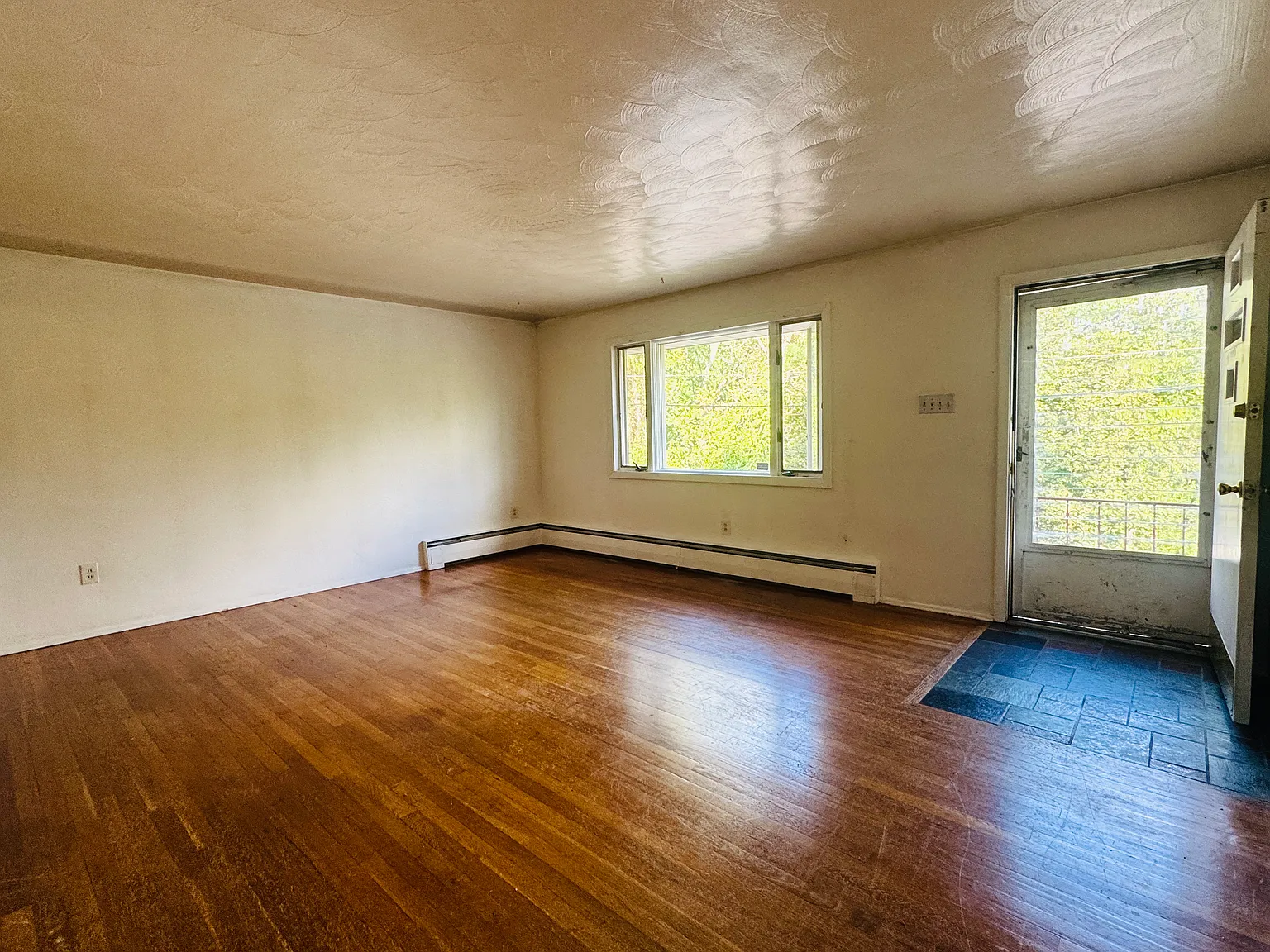 4021 Portman Ave — Photo 4