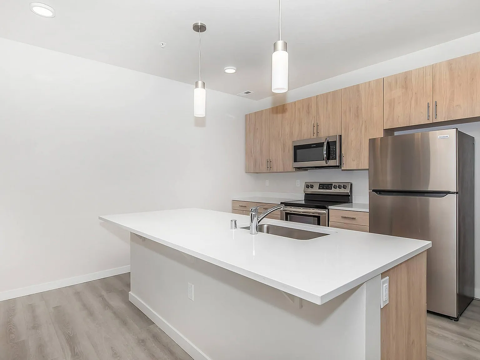 Market Street Residences — Photo 4