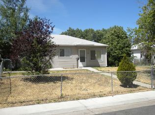 995 Vaughn St, Aurora, CO 80011