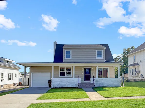514 E Front Ave, Stockton, IL 61085