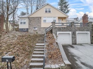 34 Windsor Ter, Yonkers, NY 10701