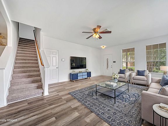 4th image of 23526 Whispering Maples Dr