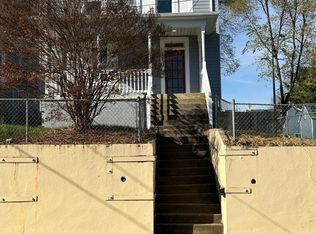 17 N Maryland Ave, Brunswick, MD 21716