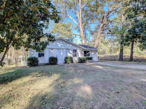 7610 Nolen Dr, Little Rock, AR 72209