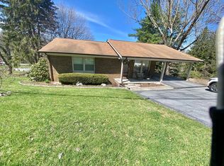 120 W Cumberland Rd, Bluefield, WV 24701