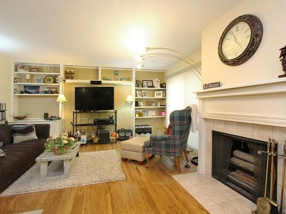 3rd image of 4113 S Norway St SE #70