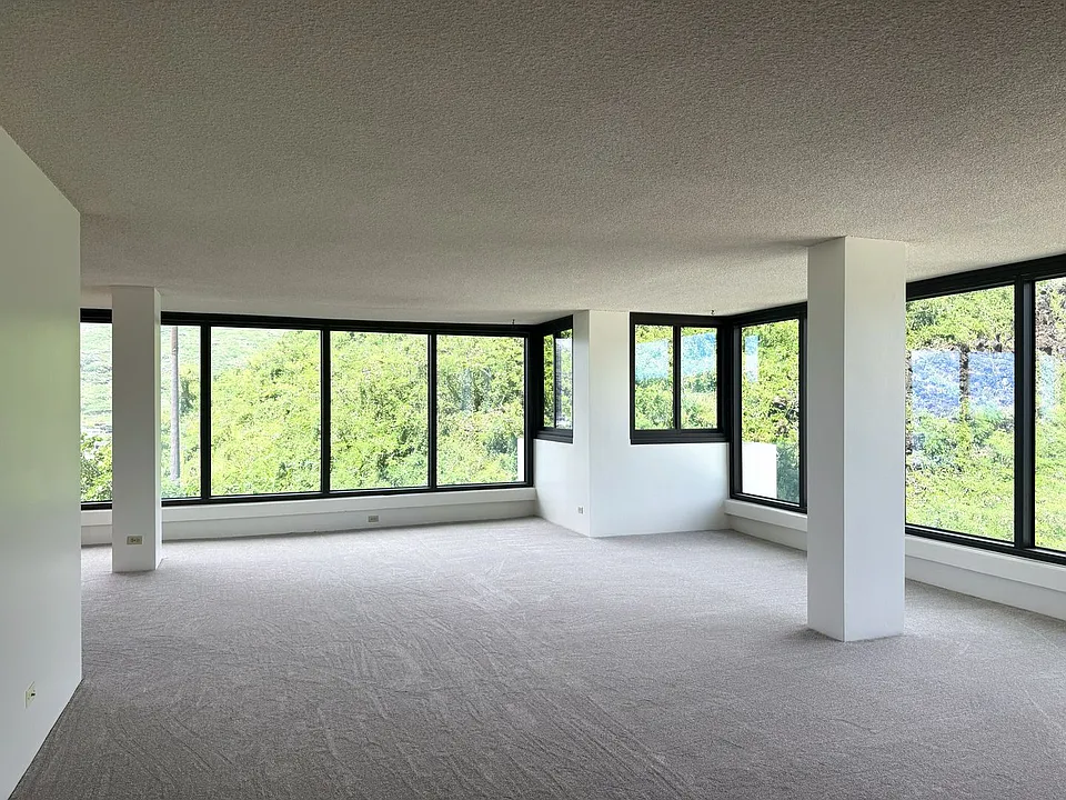 250 Kawaihae St #6E