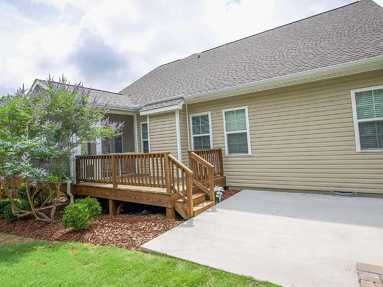 25 Forrest Dr — Photo 73