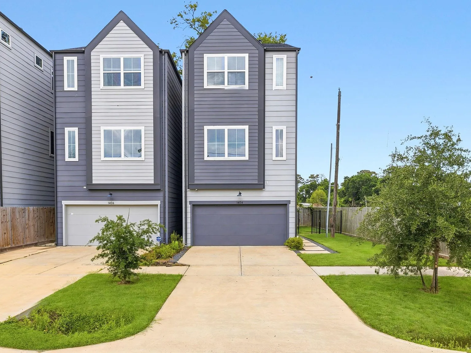 3 bed, 3.5 bath, 1659 sqft, $2,475 — Photo 1