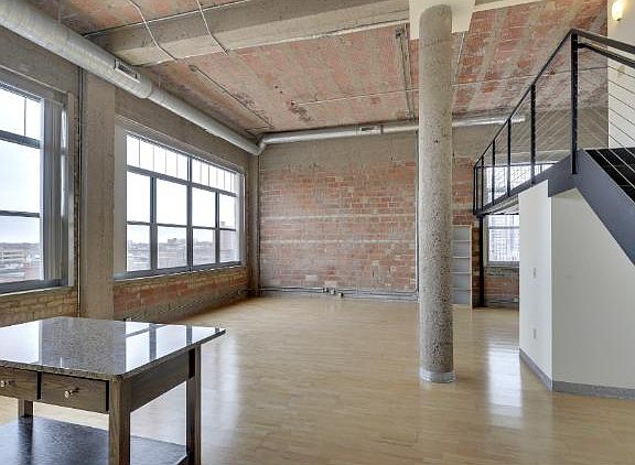5th image of 521 7th St S #624