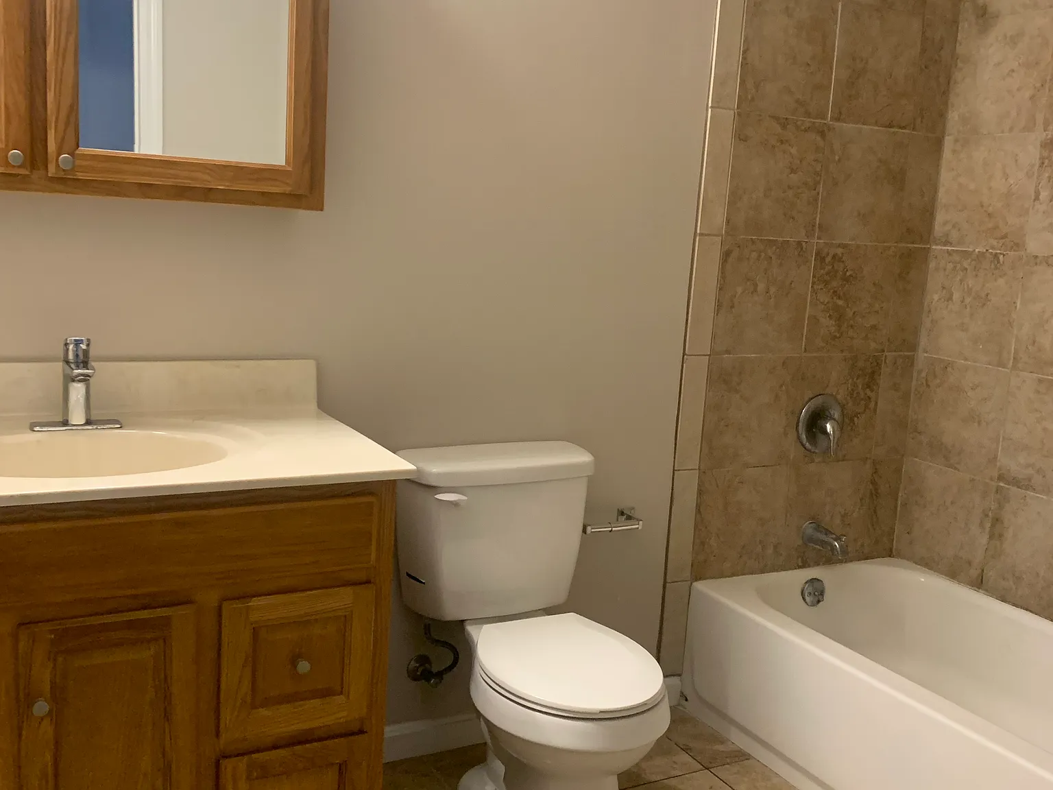 2 bed, 1300 sqft, $1,495 — Photo 3