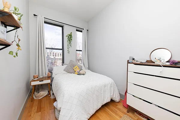 Rented by Rentopia | media 10