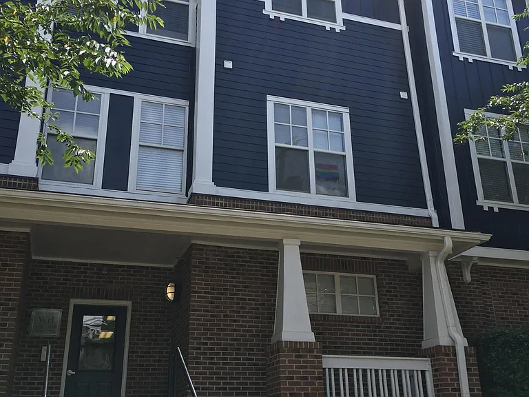 1616 Walnut View Dr — Photo 4