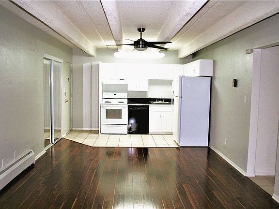 4th image of 1085 N Pearl St APT 204