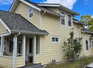 356 N 102nd St, Seattle, WA