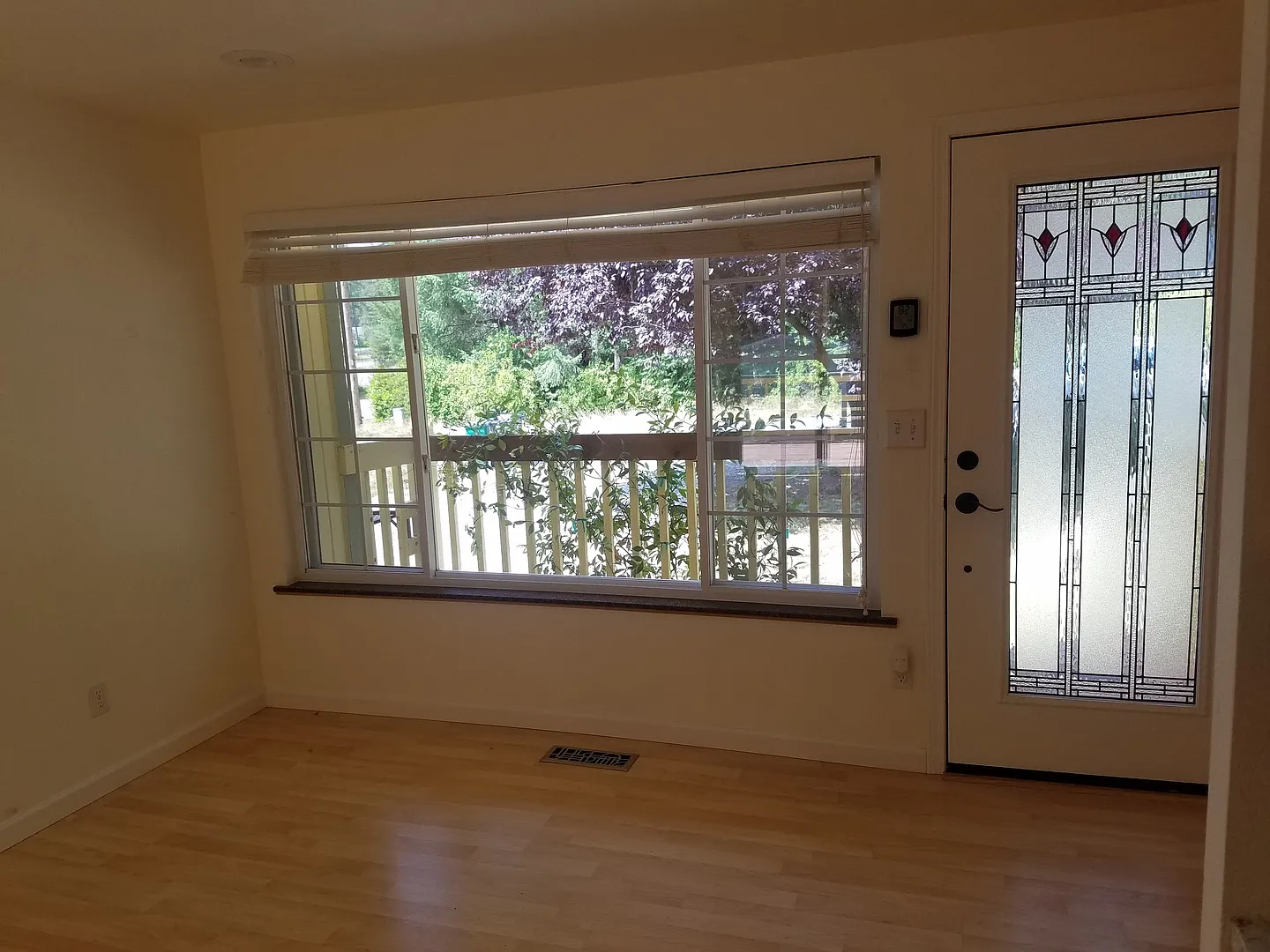 Available early October - Cozy Rambler in Lake Symington area — Photo 2