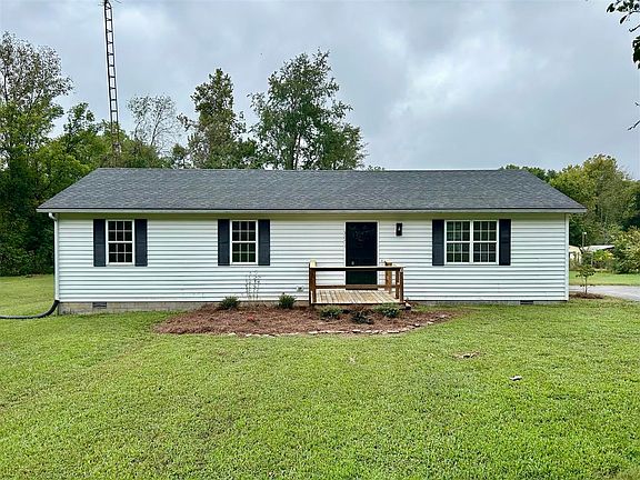 2nd image of 3671 Hammett Hill Rd