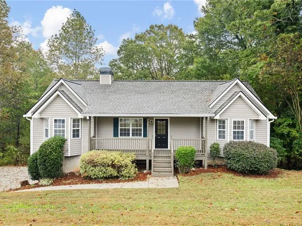 698 Fairview Dr, Dallas, GA 30157
