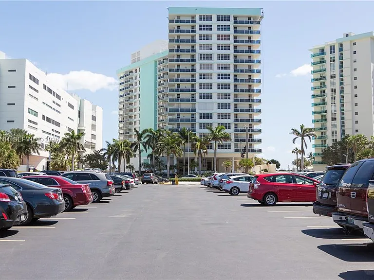 3725 S Ocean Dr #1003 — Photo 30